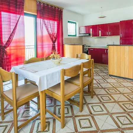 Appartement Bilaja *